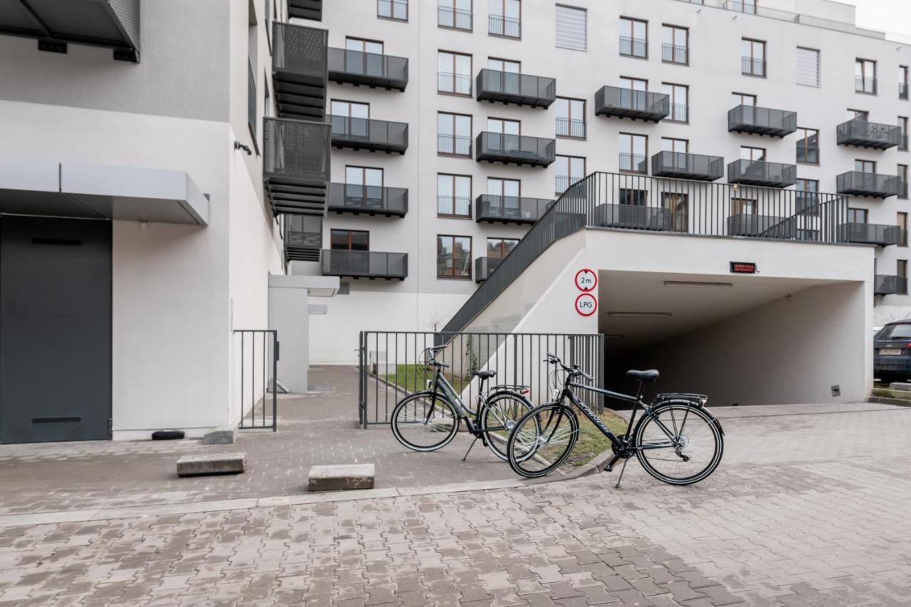 Апартаменты Apartwro - Apartament Przy Wyspie Slodowej, Garaz, Projektor, Rowery Вроцлав Экстерьер фото
